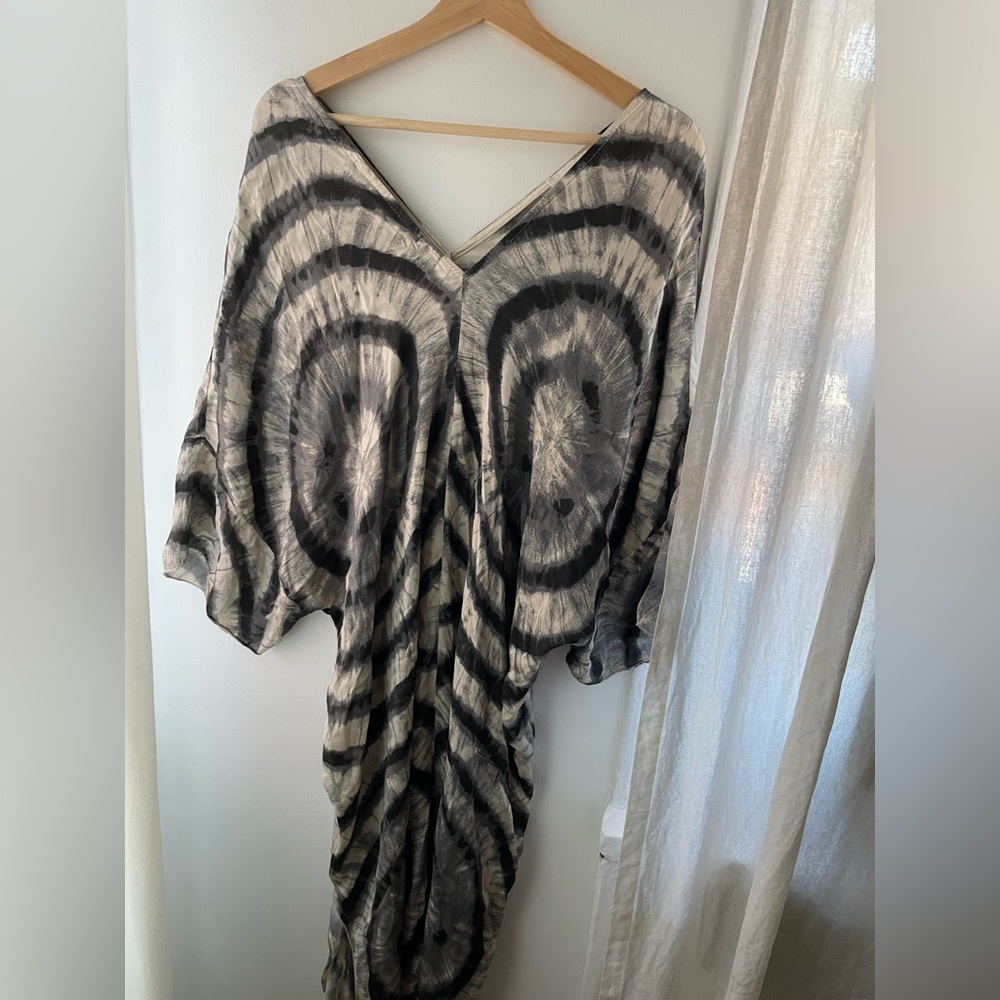 Dress 30% silk